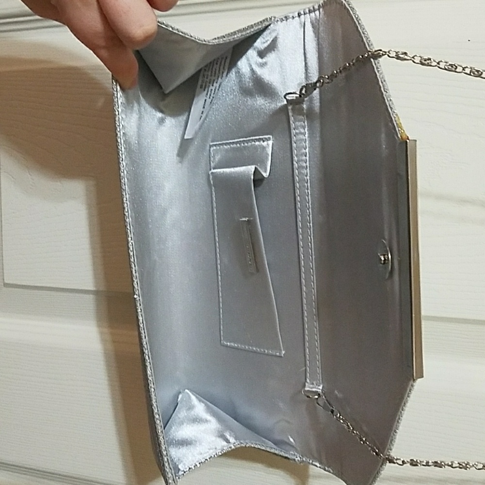 Purse - Picture 3 of 4